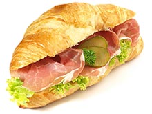 Croissant mit Schinken
